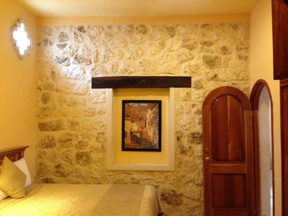 Mallorca Hotel & Suites Канкун Екстериор снимка